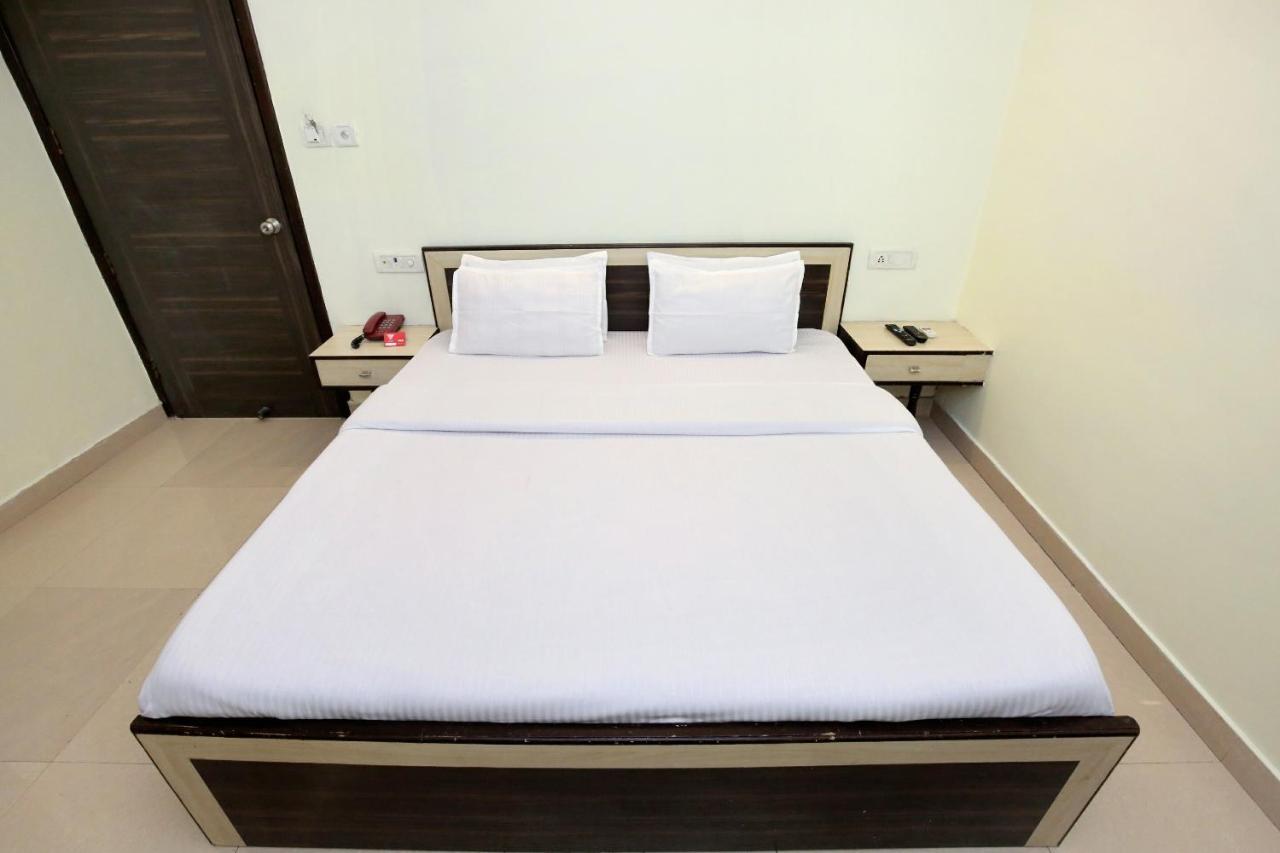 Oyo 9243 Trumpets Hotel 阿姆利则 外观 照片