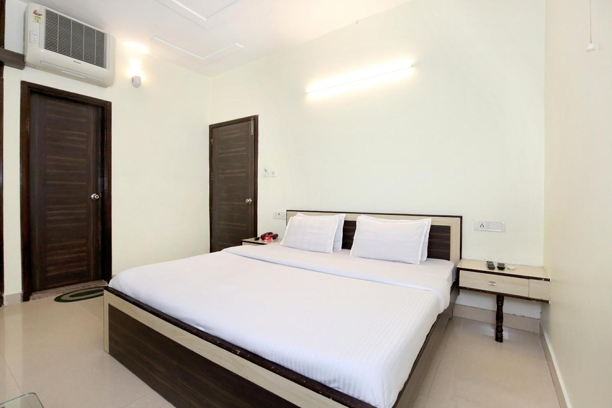 Oyo 9243 Trumpets Hotel 阿姆利则 外观 照片